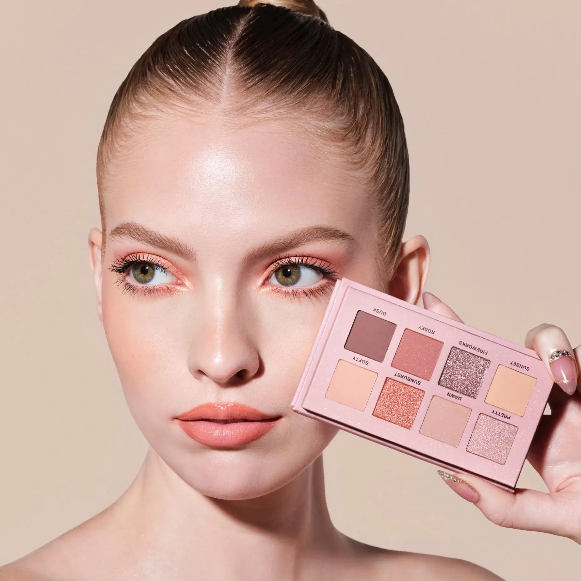 Anastasia Beverly Hills Glam To Go Mini Palette luomiväripaletti