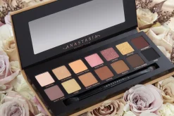 Anastasia Beverly Hills Soft Glam Eyeshadow Palette luomiväripaletti