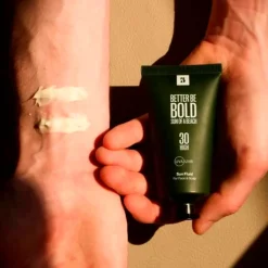 Better Be Bold Sun Of a Beach Sun Fluid For Face & Scalp SPF 30 aurinkovoide kasvoille & kaljulle 50 ml