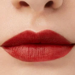 BUXOM Full On Plumping Lipstick mattahuulipuna 3,5ml