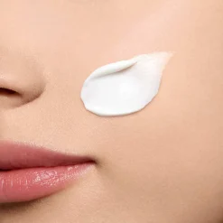 Clarins Hydra-Essentiel [HA²] Silky Cream päivävoide 50 ml