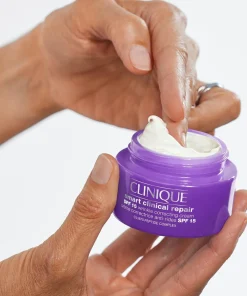 Clinique Smart Clinical Repair SPF 30 Wrinkle Correcting Cream päivävoide 50 ml