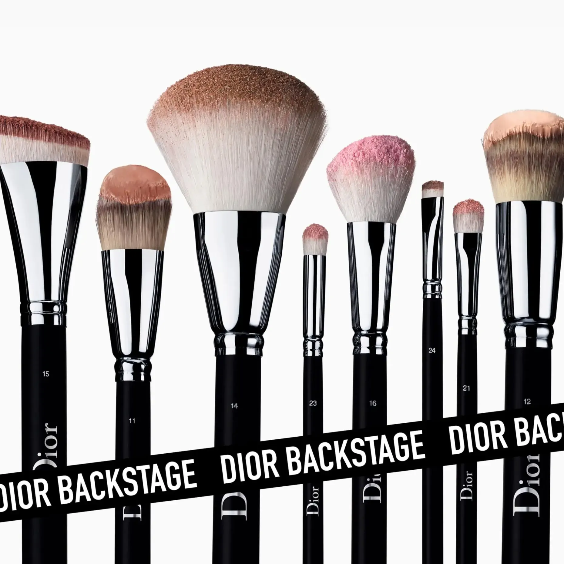 DIOR BACKSTAGE Full Coverage Fluid Foundation Brush N12 meikkisivellin