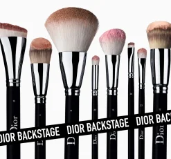 DIOR BACKSTAGE Light Coverage Fluid Foundation Brush N11 meikkisivellin