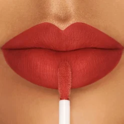 Dolce & Gabbana Everkiss Soft Matte Liquid Lipstick huulipuna 5 ml