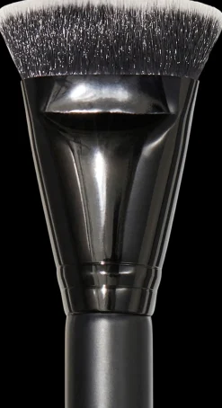 e.l.f. Contouring Brush sivellin