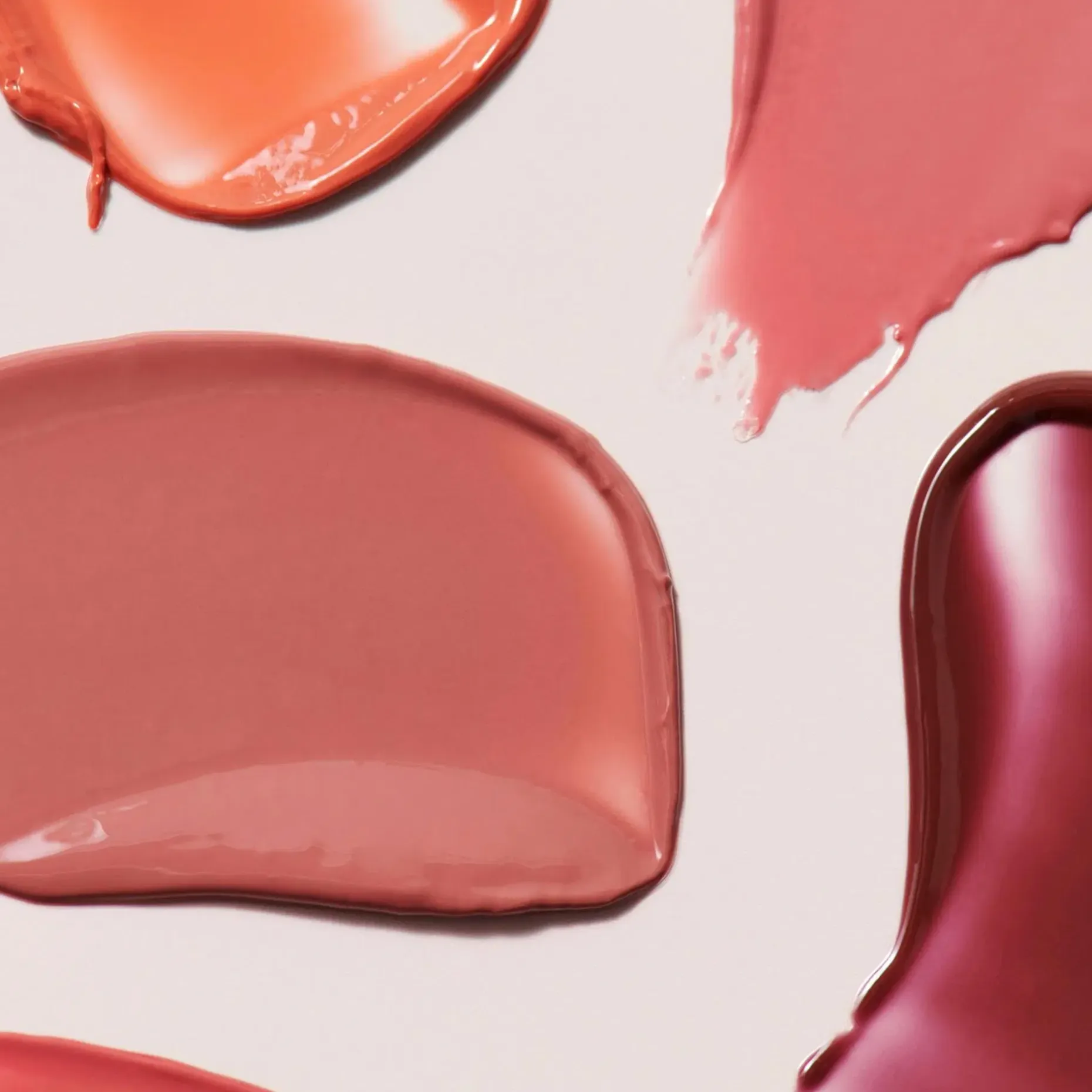 e.l.f. Hydrating Core Lip Shine sävytetty huulivoide 2,8 g