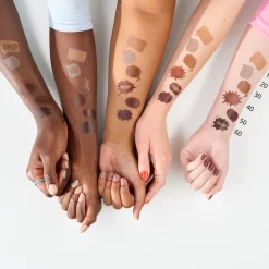 essence baby got bronze bronzing stick 40 hazelnut hug 5.5 g