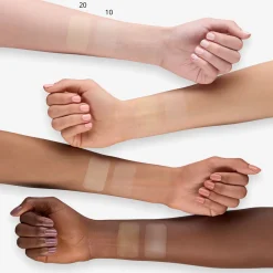 essence BRIGHTEN UP! Banana powder puuteri 9 g