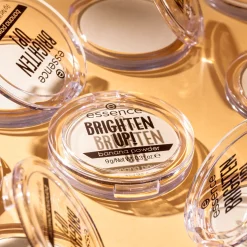 essence BRIGHTEN UP! Banana powder puuteri 9 g