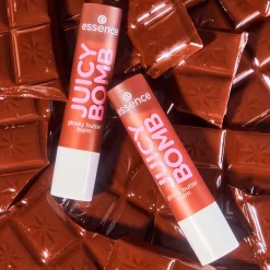 essence JUICY BOMB glossy butter balm 05 Choco-lot To Handle 2.5 g