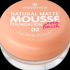 essence NATURAL MATTE MOUSSE meikkivoide 16 g