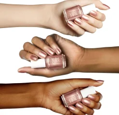 essie 82 Buy Me a Cameo -kynsilakka 13,5ml