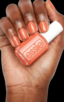essie 824 frilly lilies kynsilakka 13,5 ml