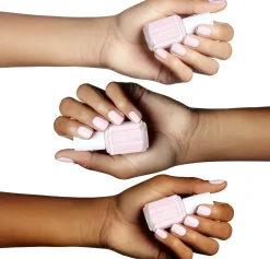 essie 513 Sheer Luck -kynsilakka 13,5ml