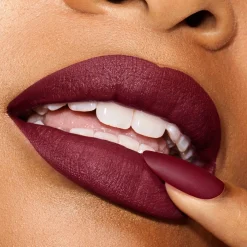 Estée Lauder Pure Color Explicit Vellum Matte Lipstick huulipuna 0,7 g