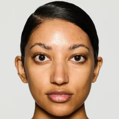 Fenty Beauty Bright Fix Instant Brightening + Blurring Powder puuteri 8.50g