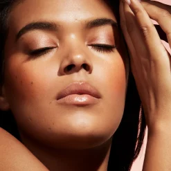 Fenty Beauty Cheeks Out Freestyle Cream Blush voidemainen poskipuna 3 g