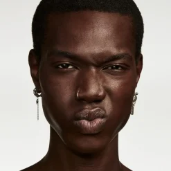 Fenty Beauty Eaze Drop Blur + Smooth Tint Stick kasvomeikkipuikko 9 g