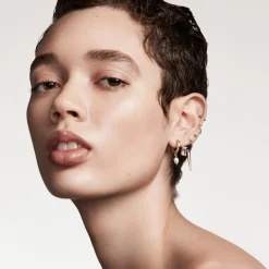 Fenty Beauty Eaze Drop Blur + Smooth Tint Stick kasvomeikkipuikko 9 g