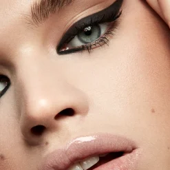 Fenty Beauty Flypencil Longwear Pencil Eyeliner pitkäkestoinen silmänrajausväri 3 g