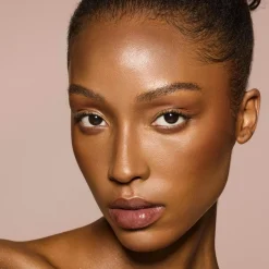 Fenty Beauty Sun Stalk`r Instant Warmth Bronzer aurinkopuuteri 6,23 g