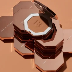 Fenty Beauty Sun Stalk`r Instant Warmth Bronzer aurinkopuuteri 6,23 g