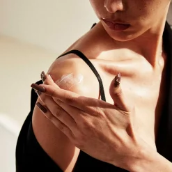 Fenty Skin Butta Drop Whipped Oil Body Cream Refill vartalovoide täyttöpakkaus 200 ml