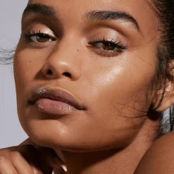 Fenty Skin Hydra Vizor Tint sävyttävä päivävoide 50 ml