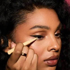 Fine Linez Lash Line-Enhancing Eyeliner silmänrajauskynä 0.1 gr