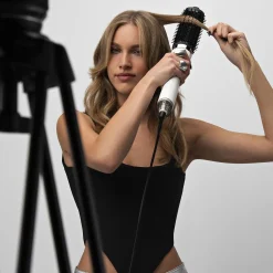 ghd Duet Blow Dry 2-in-1 Hair Dryer Brush White lämpökiharrin