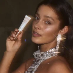 Gosh Glow Up ihon sävyn heleyttäjä 14 ml