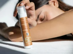 KORRES Red Grape SPF50 heleyttävä aurinkosuojavoide kasvoille 50ml