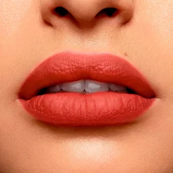 Lancôme L'Absolu Rouge Intimatte huulipuna