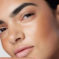 Laura Mercier Tinted Moisturizer Bronzer voidemainen aurinkopuuteri 15 ml