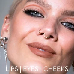 LH cosmetics Crayon -monikäyttöinen rajauskynä 1,1 g