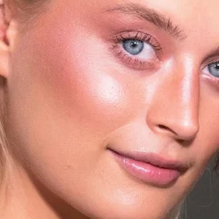 LH cosmetics Duo dimension -poskipunapaletti 4 g