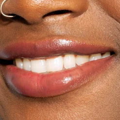 LH cosmetics Fantastick -huulipuna 2 g