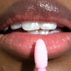 LH cosmetics Gloil Plus -huulikiilto 5,95 ml