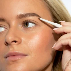 LH cosmetics Infinity Brow Pen -kulmakynä 0,07 g