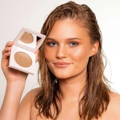 LH cosmetics Infinity Bronzer -aurinkopuuteri 7 g