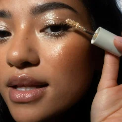 LH cosmetics Sparkl -nestemäinen luomiväri 3,3 ml