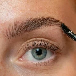 LH cosmetics The Brow Wax -kulmageeli 7,8 ml