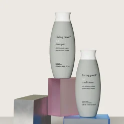 Living Proof Full tuuheuttava shampoo 236ml