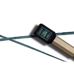 L'Oréal Paris Infaillible Grip Matte Liquid Liner 04 Emeraude nestemäinen silmänrajausväri 3ml