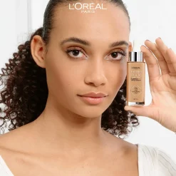L'Oréal Paris True Match Nude Plumping Tinted Serum Tan6-7 meikkivoide 30ml