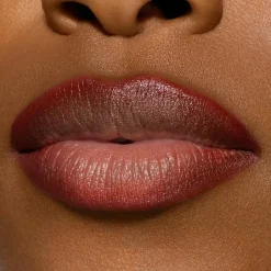 MAC Cosmetics Lipglazer Glossy Liner -huultenrajauskynä 0,25 g