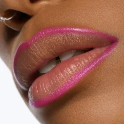 MAC Cosmetics Lipglazer Glossy Liner -huultenrajauskynä 0,25 g