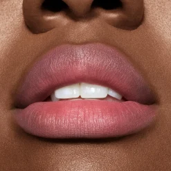 MAC Cosmetics Powder Kiss Hazy Matte Lipstick -huulipuna 3,5 g