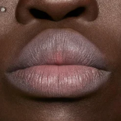 MAC Cosmetics Powder Kiss Hazy Matte Lipstick -huulipuna 3,5 g